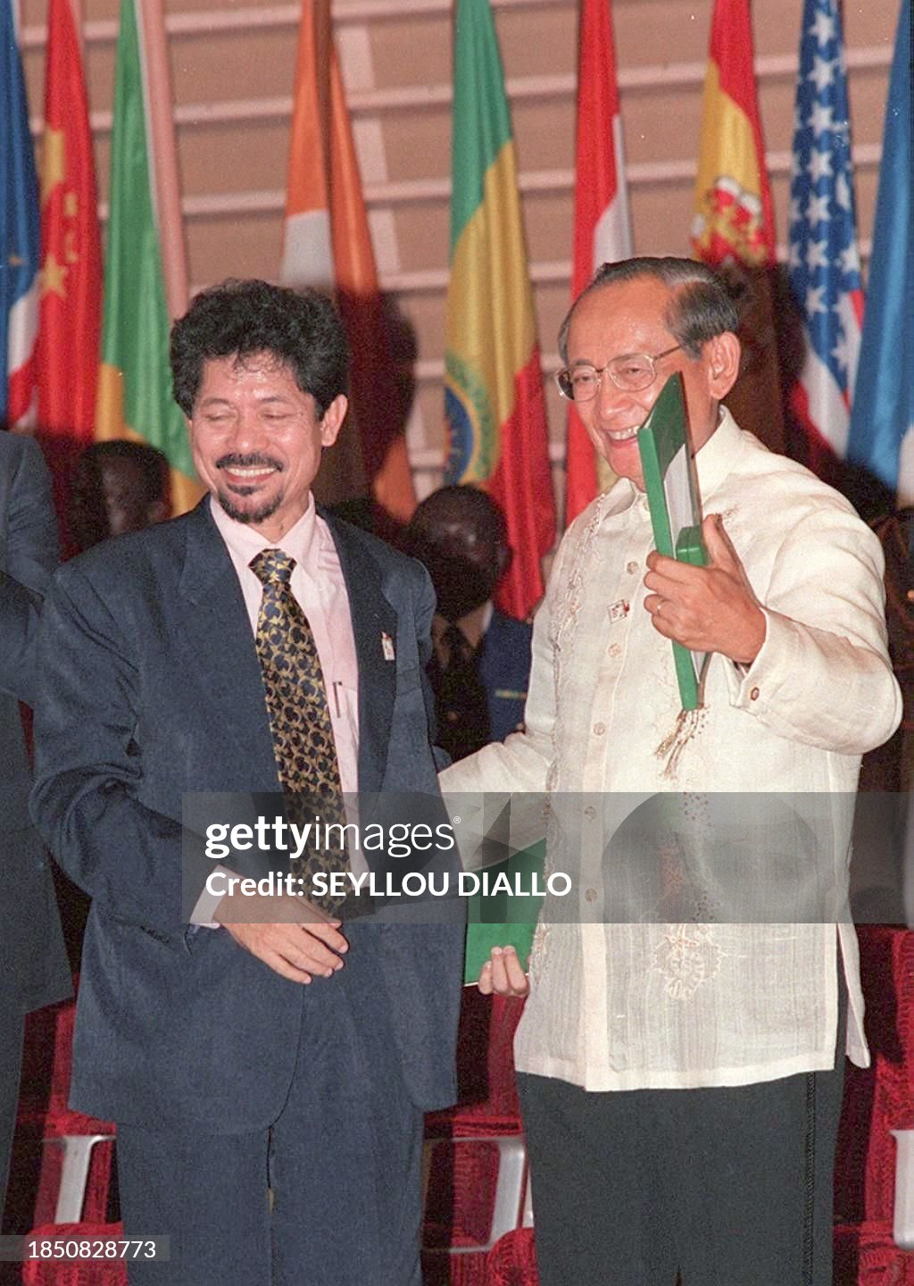 MNLF Leader Nur Misuari and Philippine President Fidel Ramos Awarded UNESCO Peace Prize in Dakar